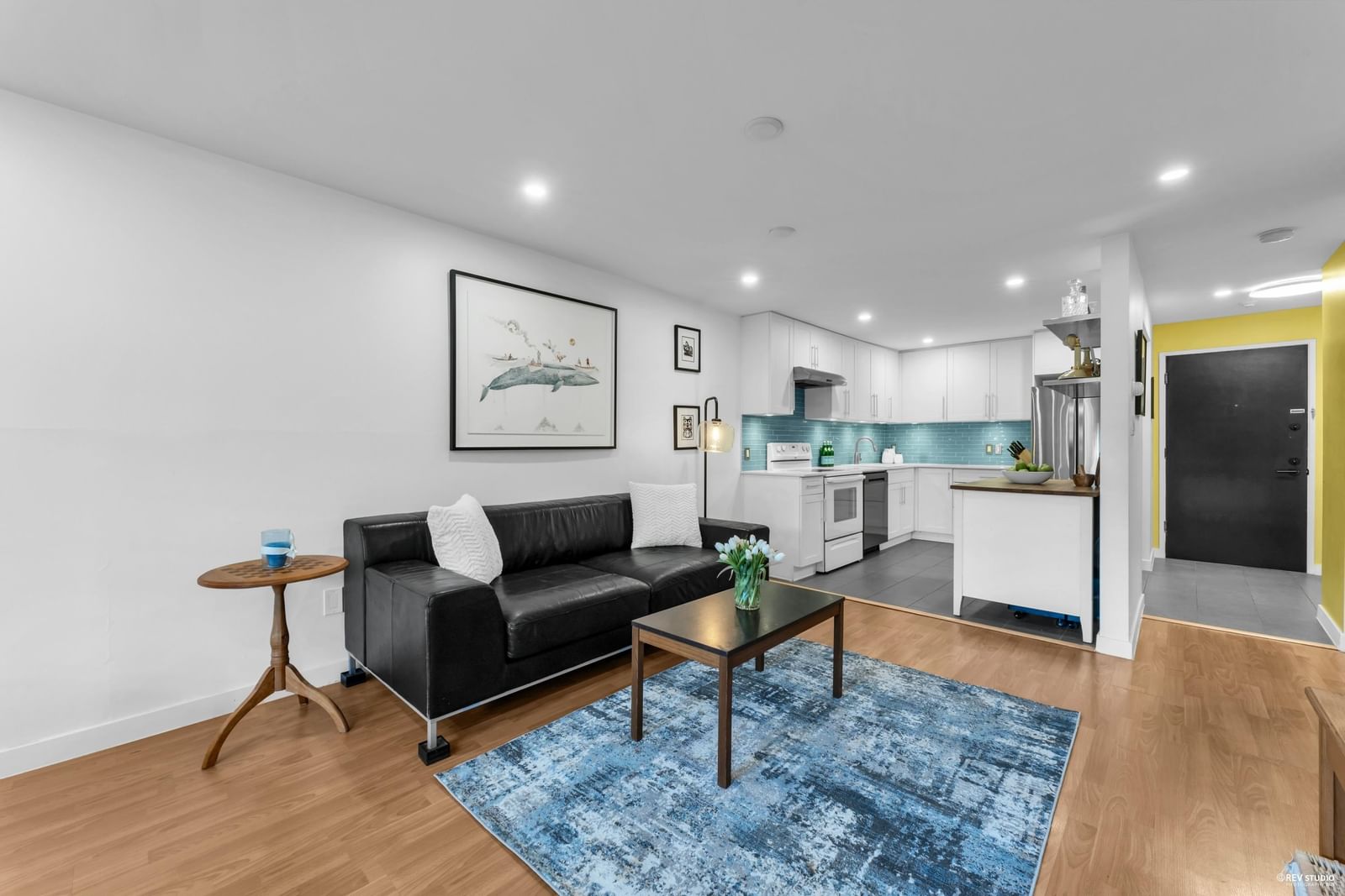 Listing Image 7