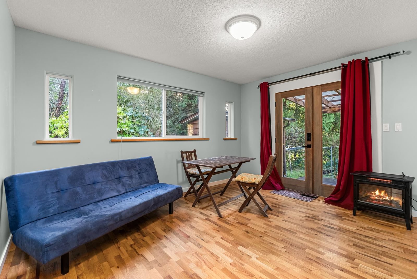 Listing Image 22
