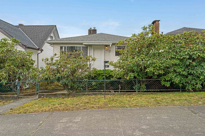 3046 6th Avenue E, Vancouver, British Columbia
