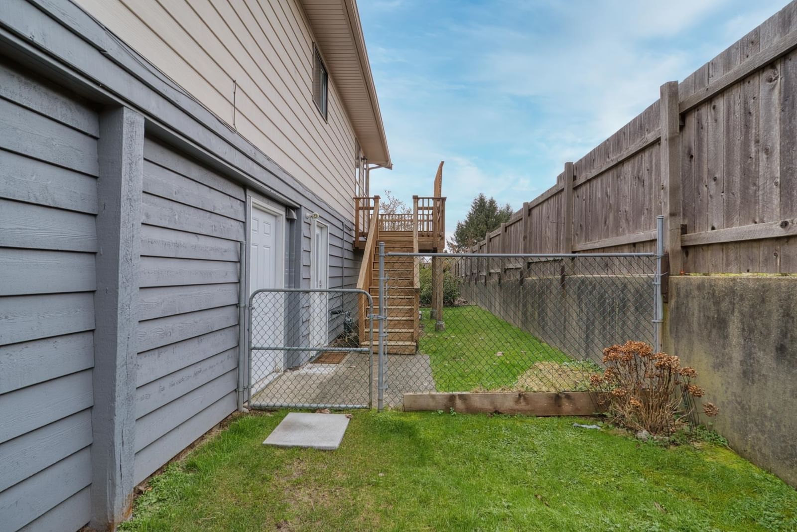 Listing Image 28