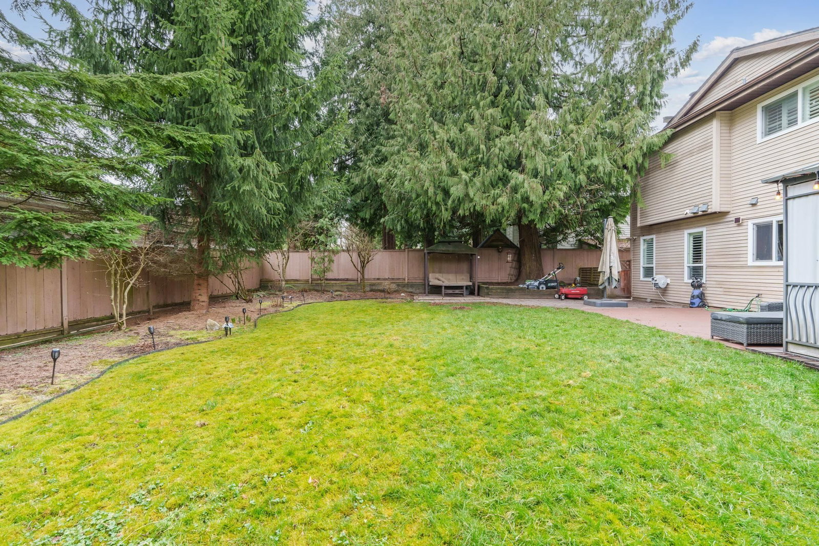 Listing Image 23
