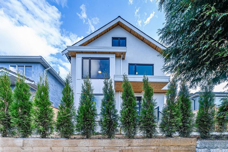 2232 Renfrew Street #1, Vancouver, British Columbia