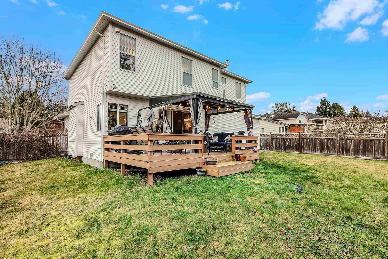 Listing Image 8