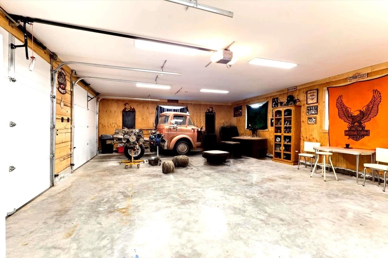 Listing Image 27