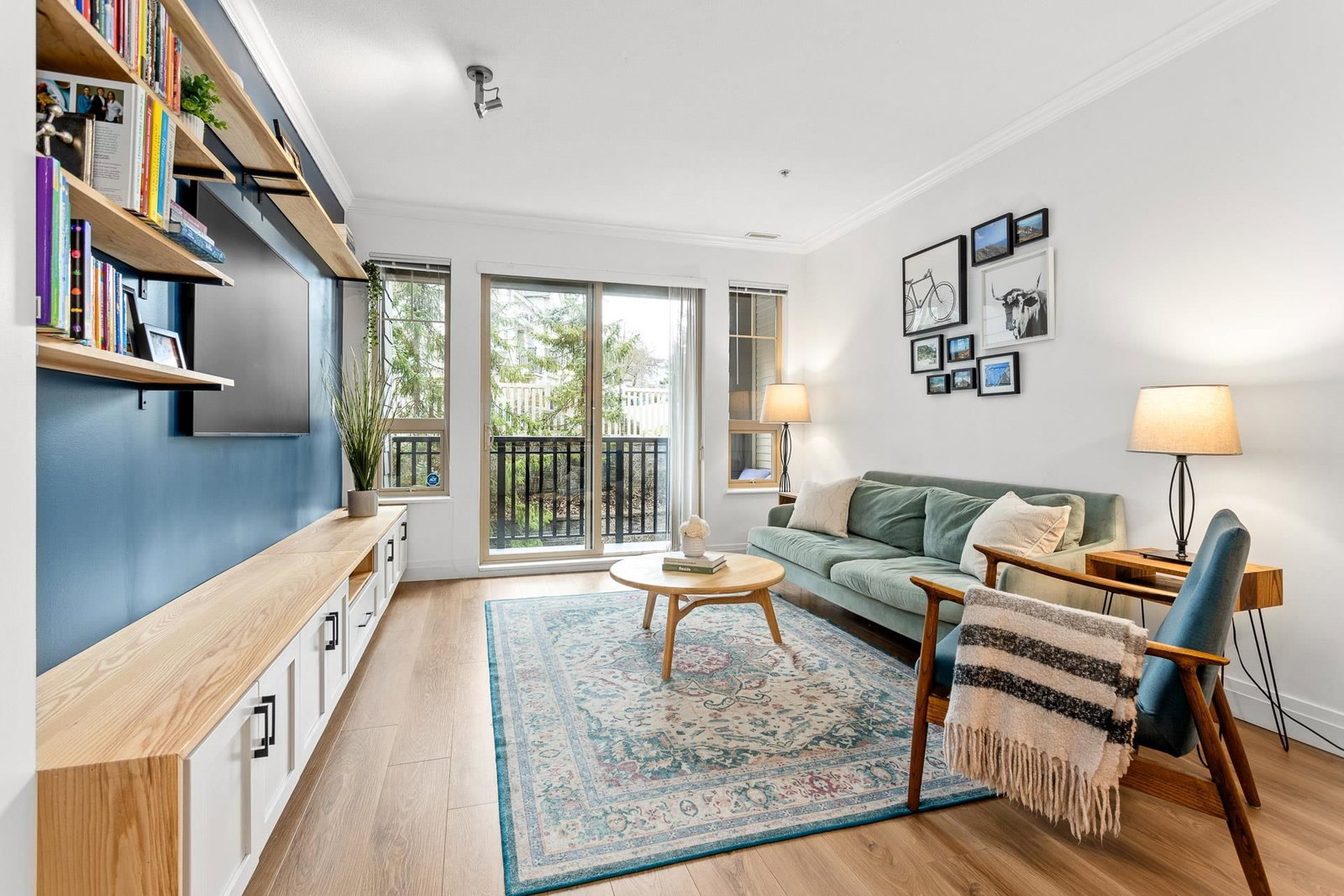 Listing Image 11