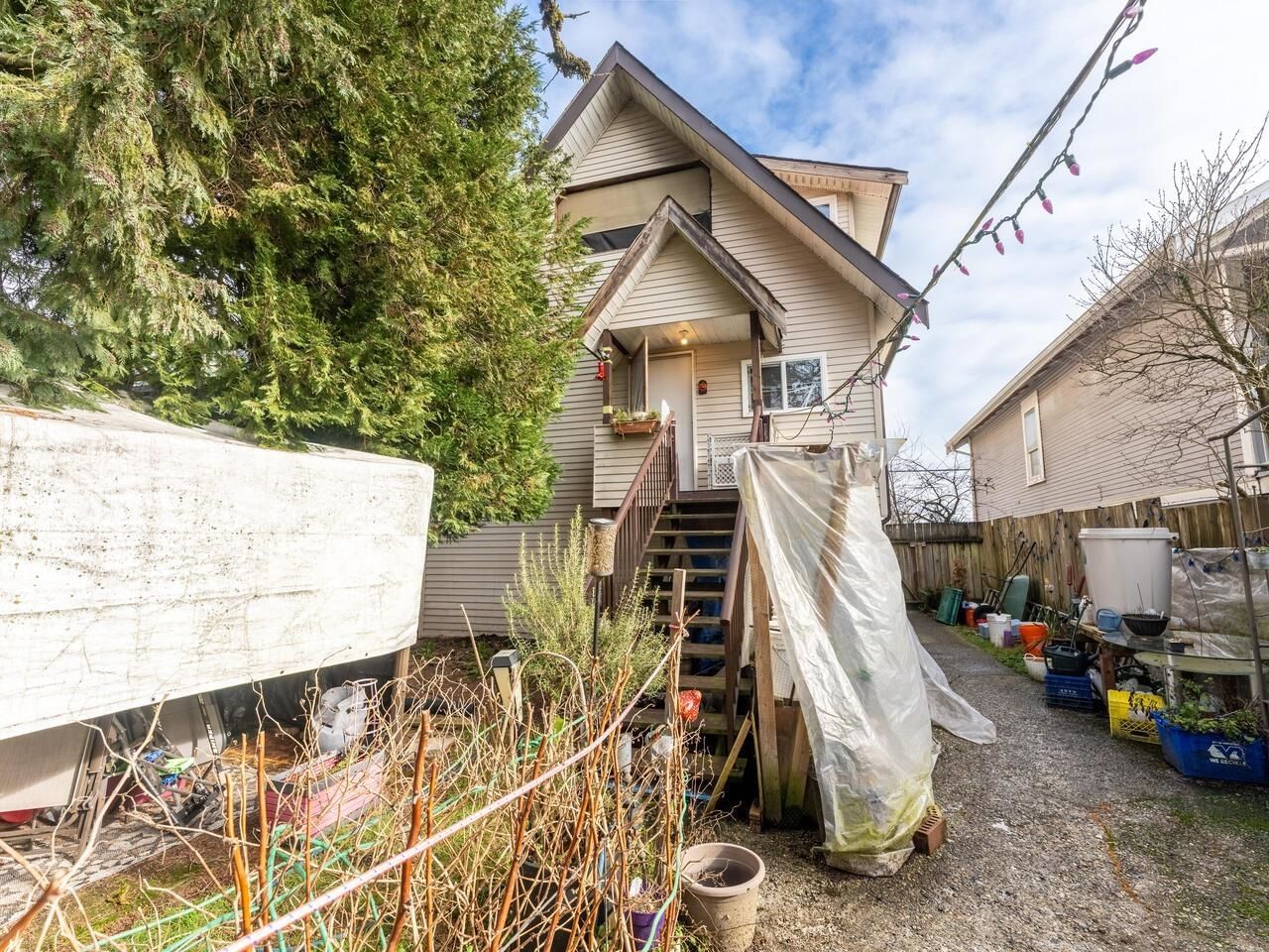 Listing Image 16