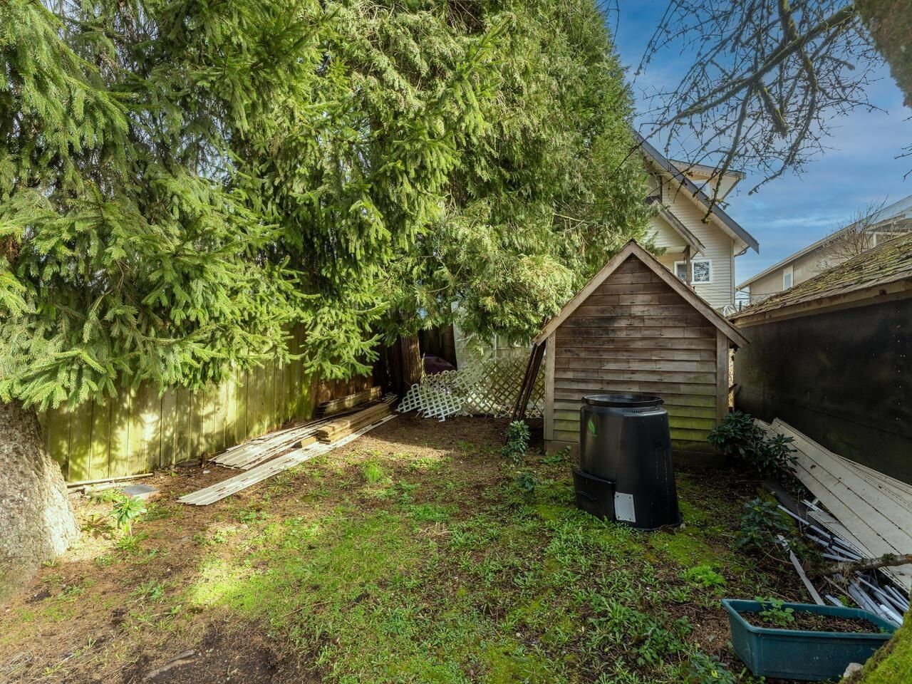 Listing Image 19
