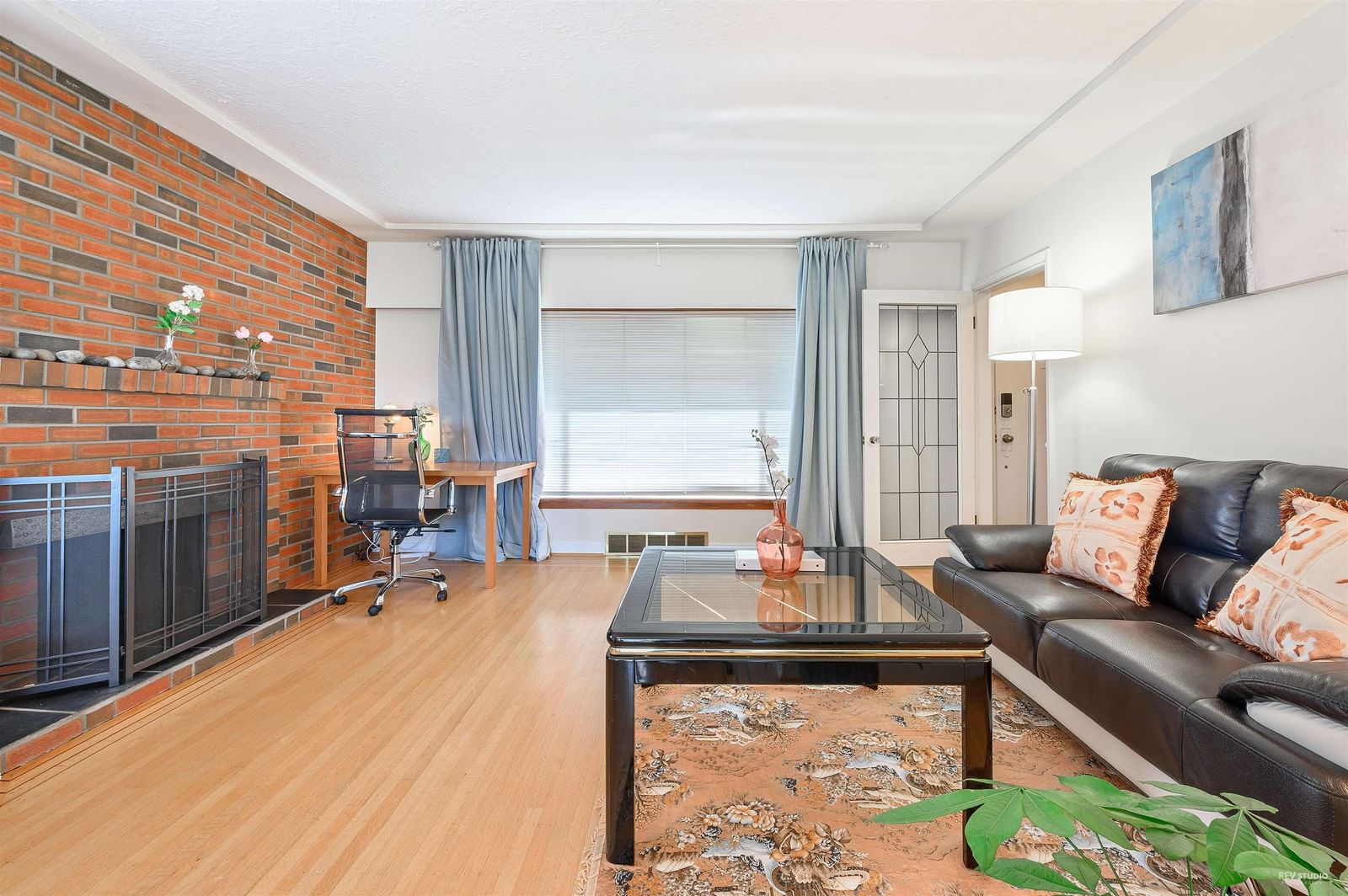 Listing Image 10