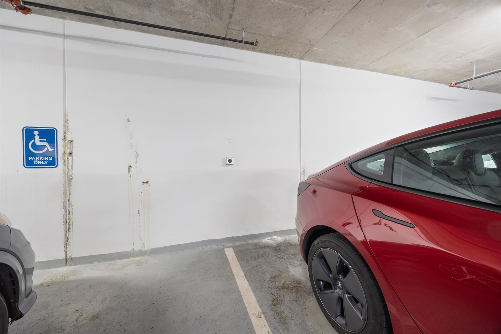 Listing Image 27