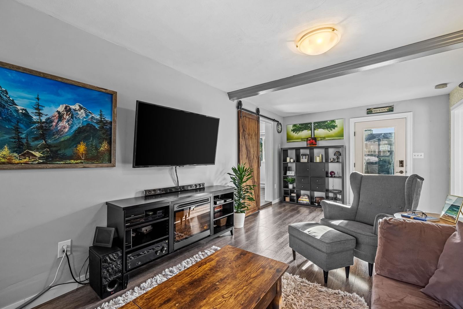 Listing Image 15