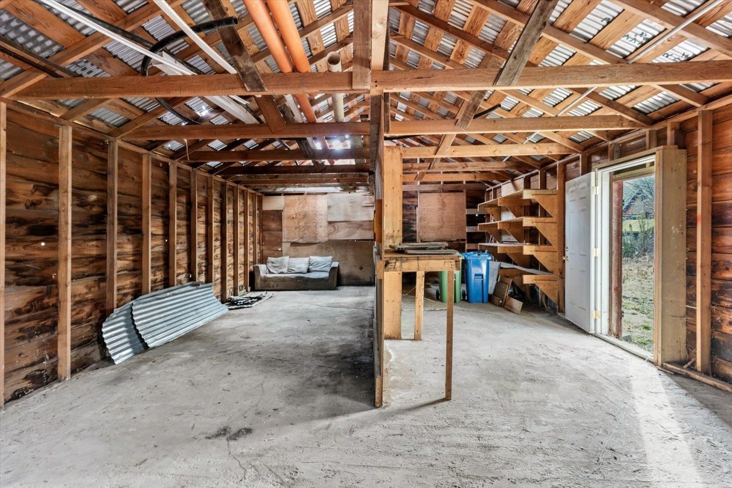 Listing Image 23