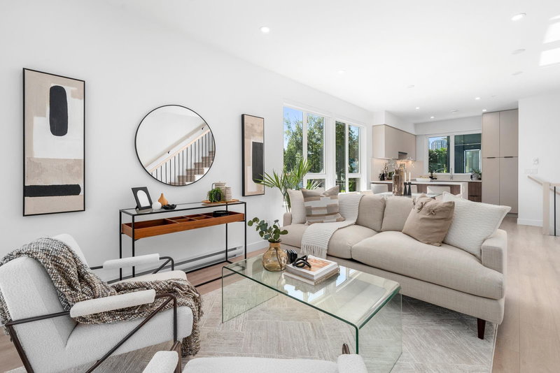 207 - 7161 17th Avenue, Burnaby, V3N 1K8 | Image 2