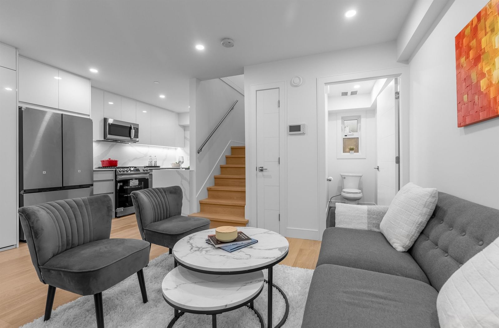 Listing Image 10