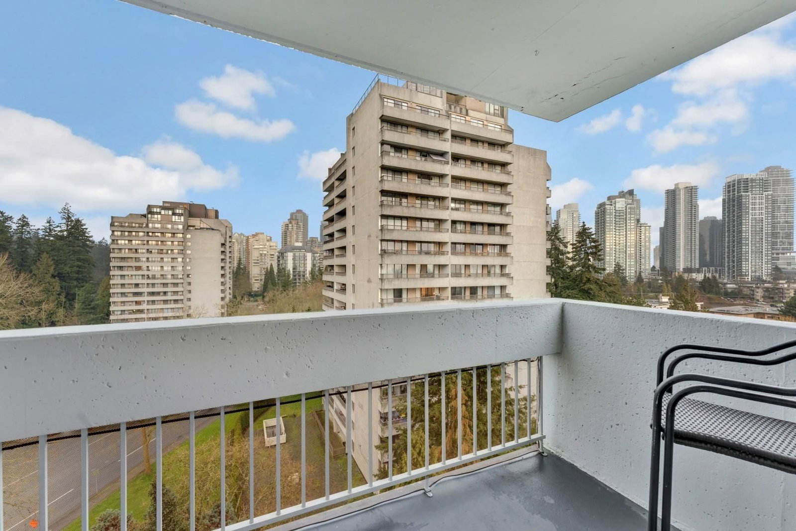 Listing Image 14