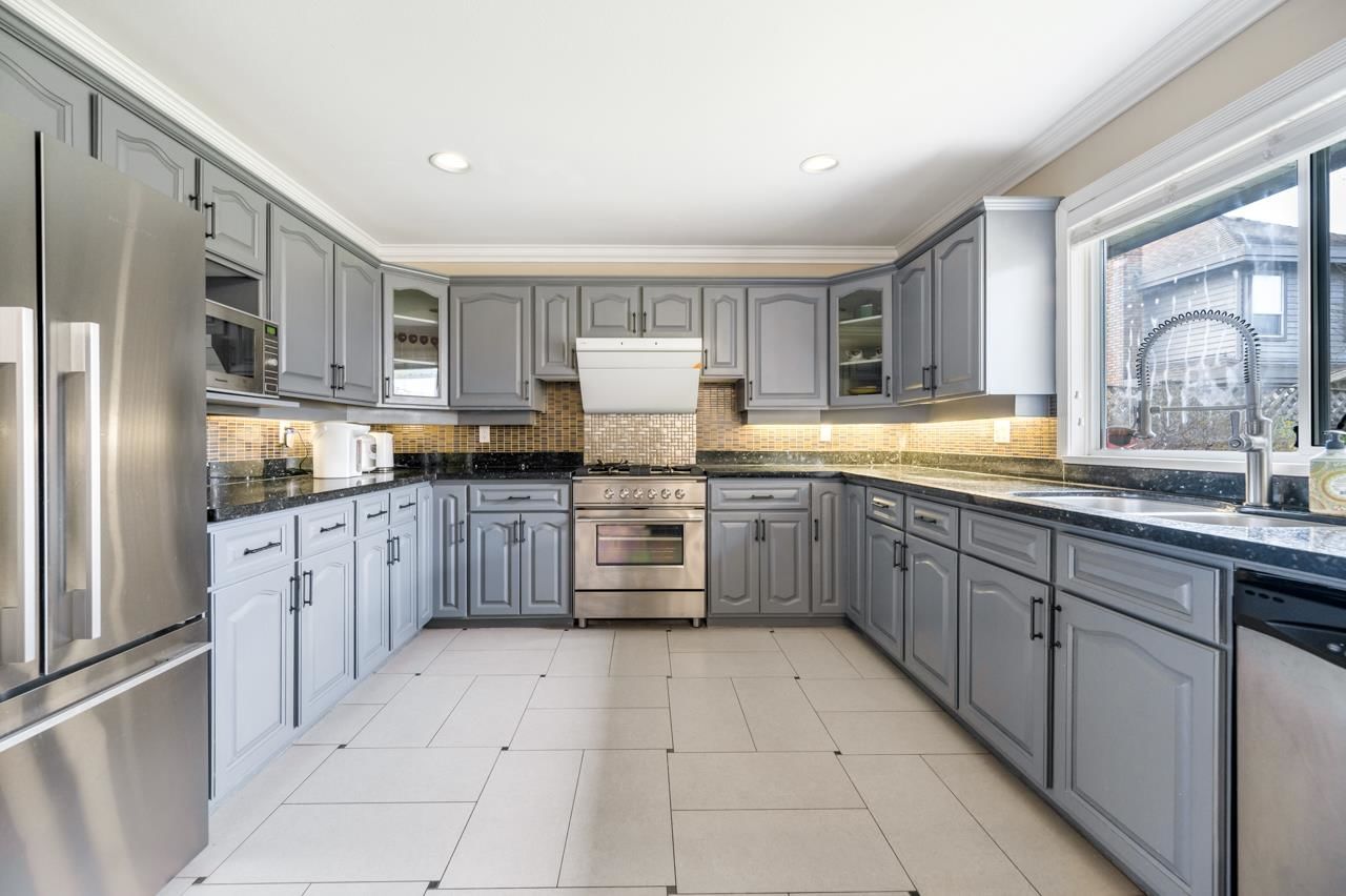 Listing Image 10