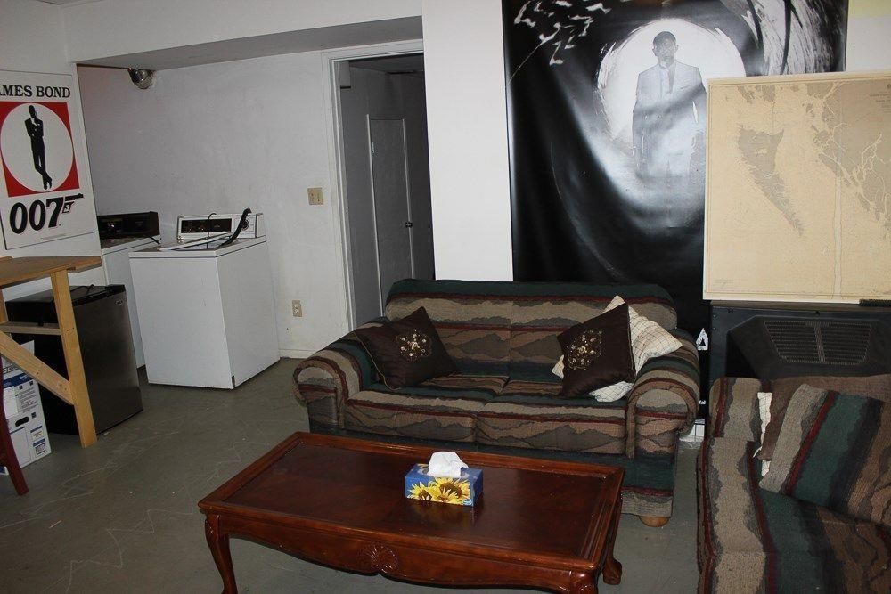 Listing Image 14
