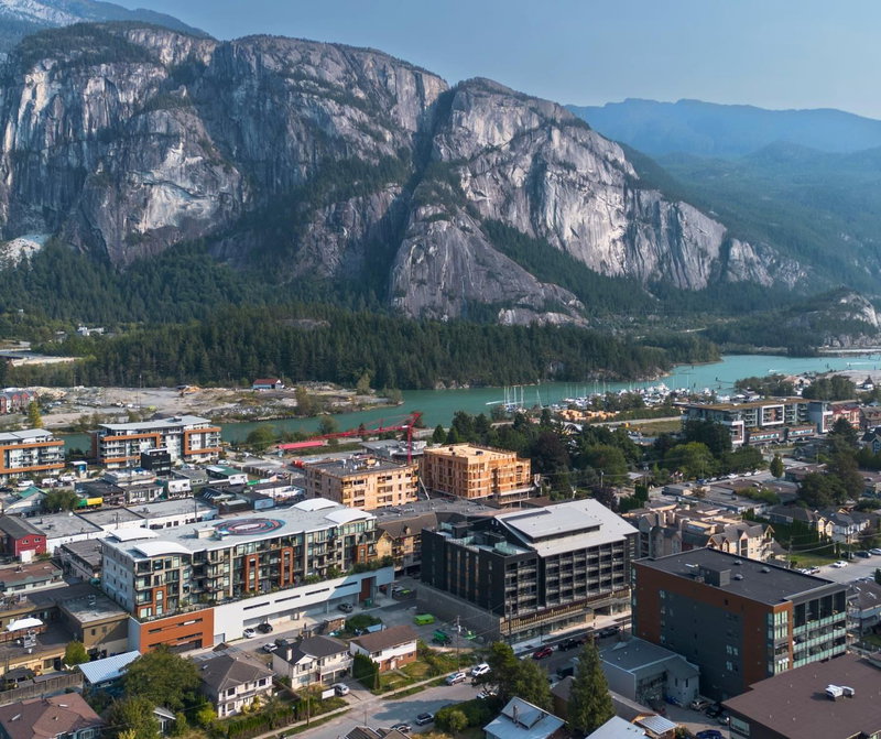 38083 Fourth Avenue, Squamish, V8B 0A4 | Image 2