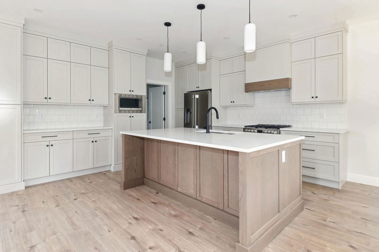 Image of home for listing MLS® R2974625