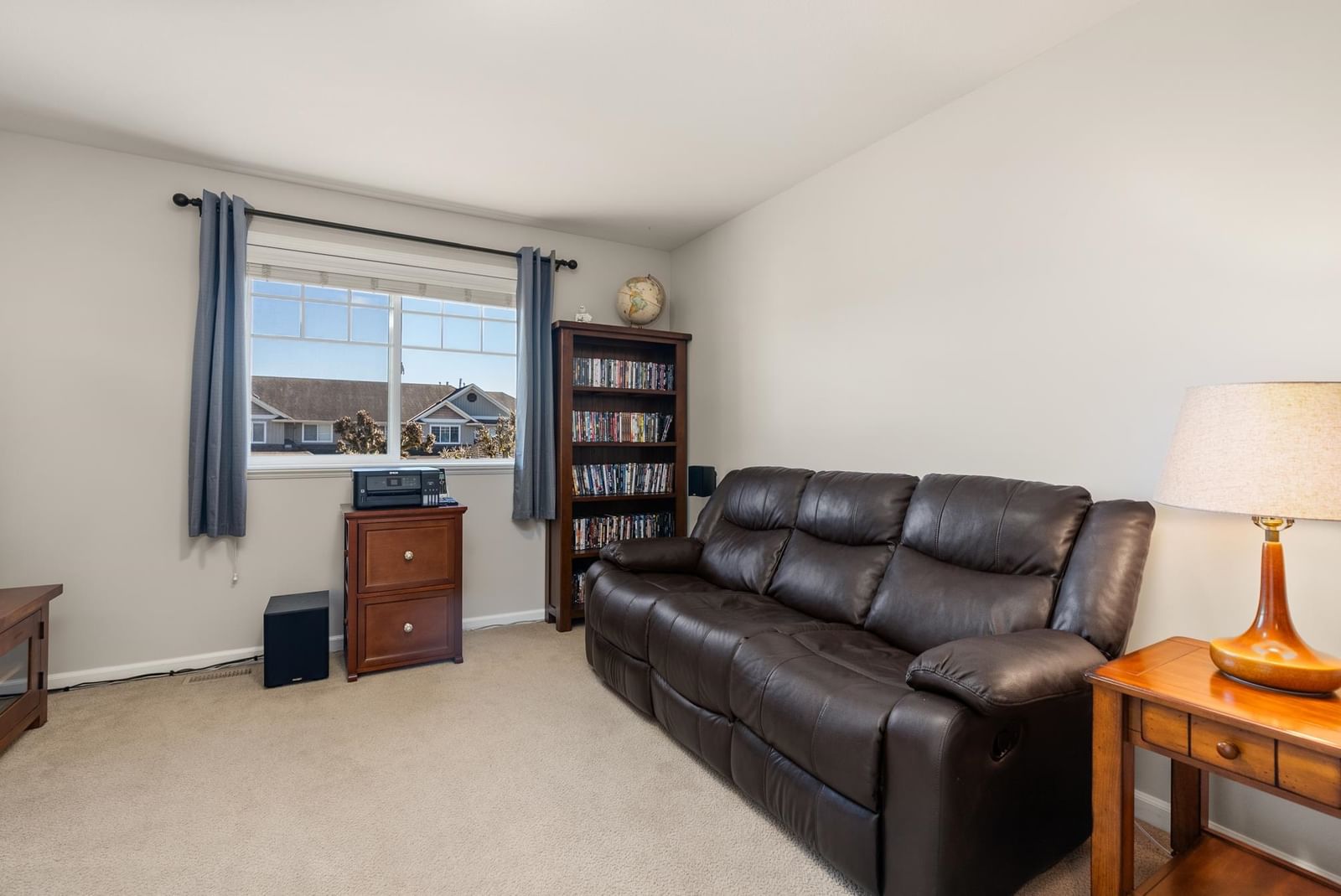 Listing Image 19