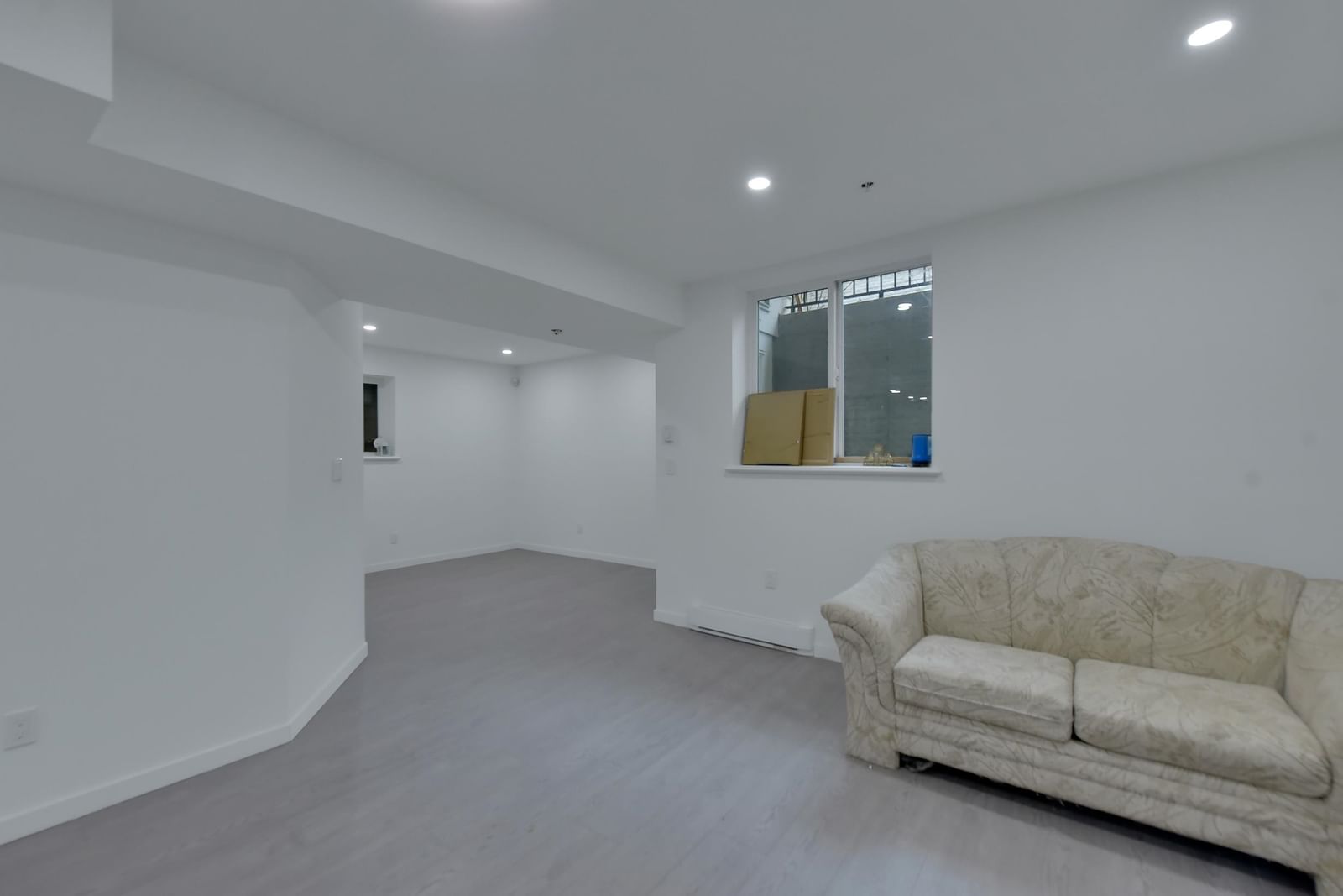 Listing Image 33