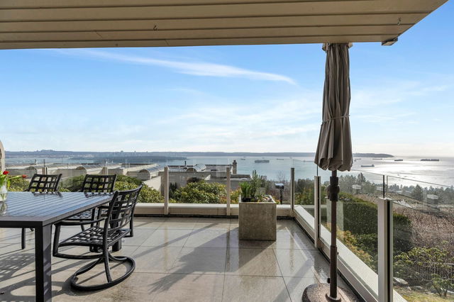 101 - 2274 Folkestone Way