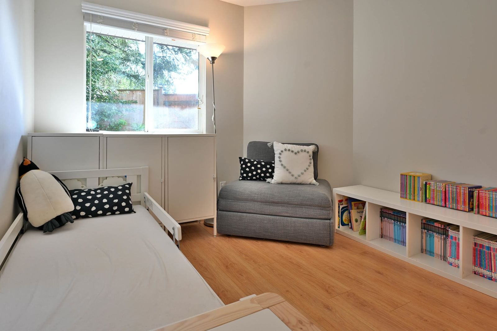 Listing Image 10