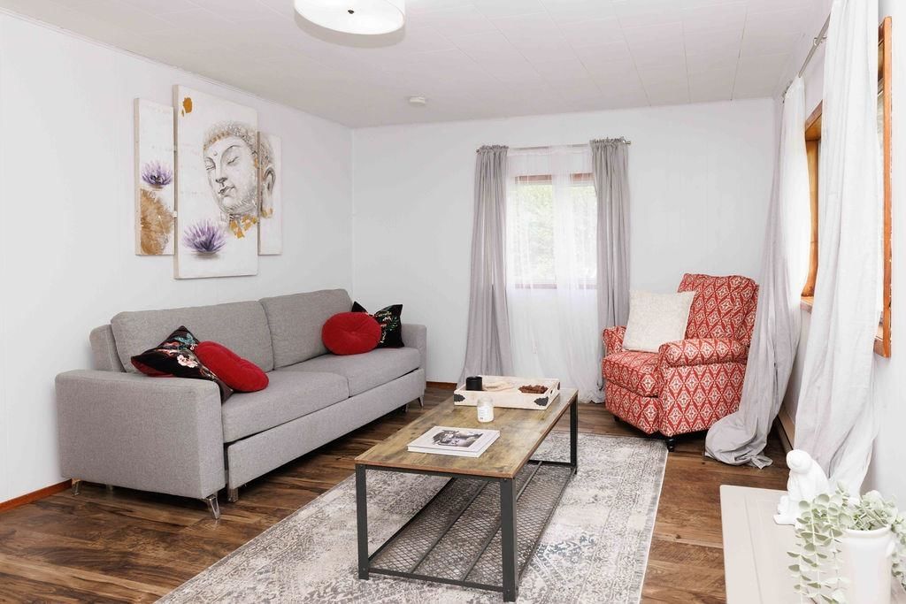 Listing Image 3