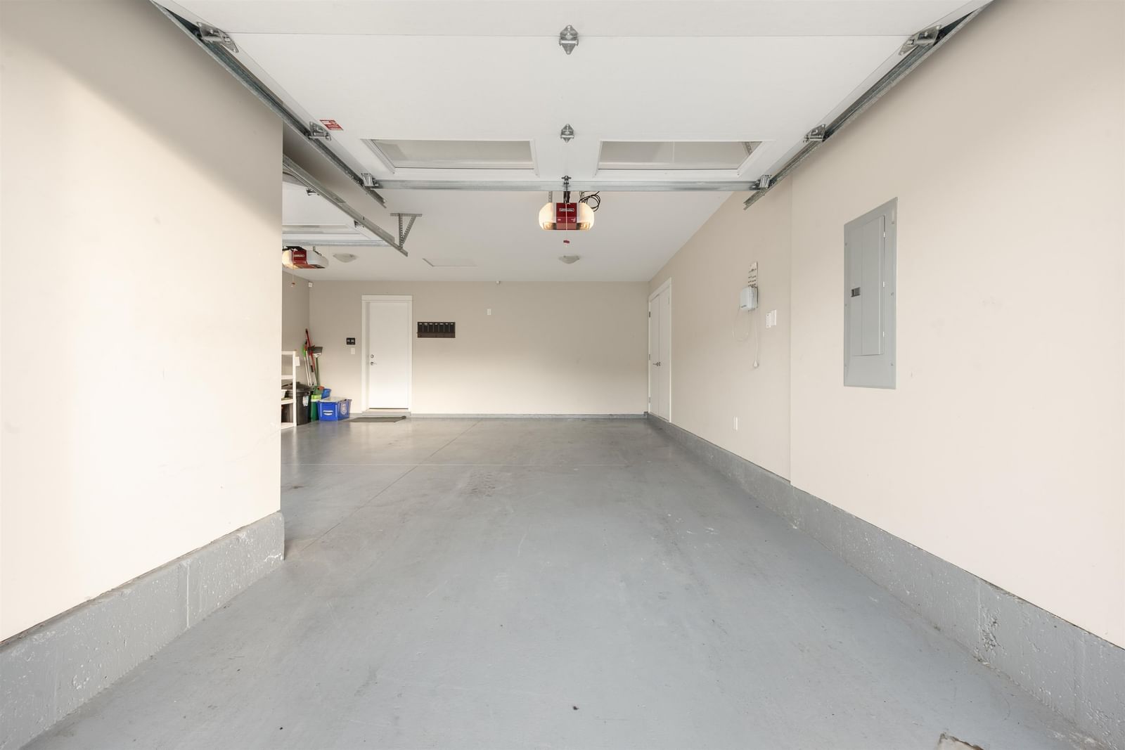 Listing Image 30