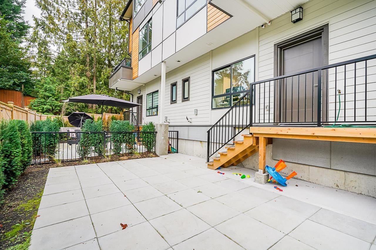 Listing Image 11