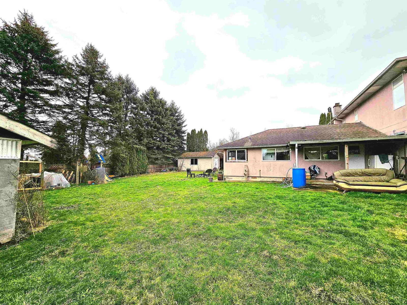 Listing Image 12