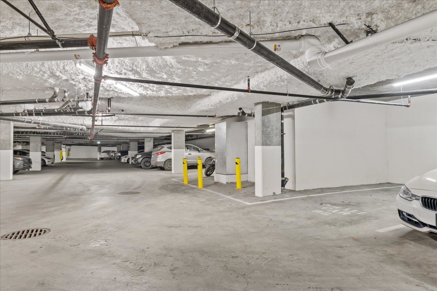 Listing Image 26