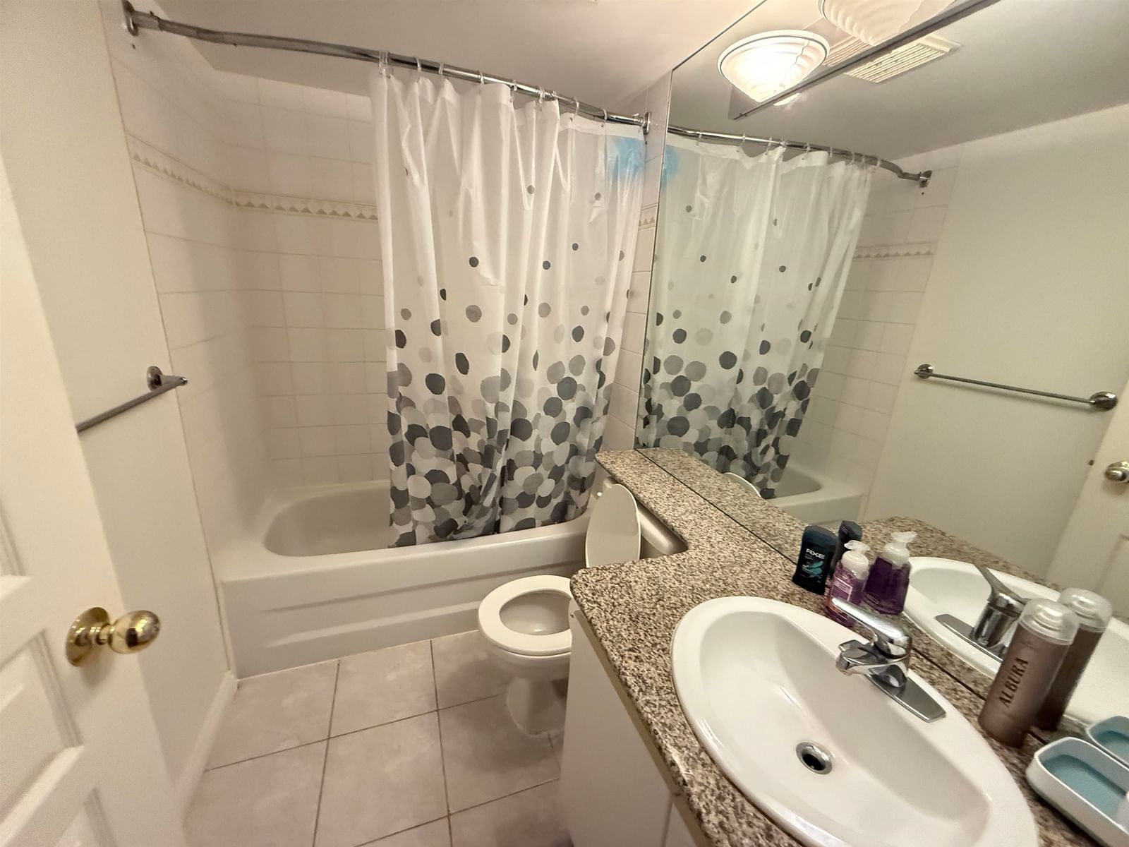 Listing Image 7