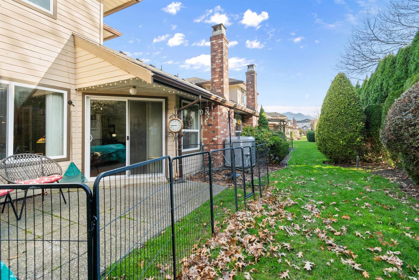 Listing Image 12