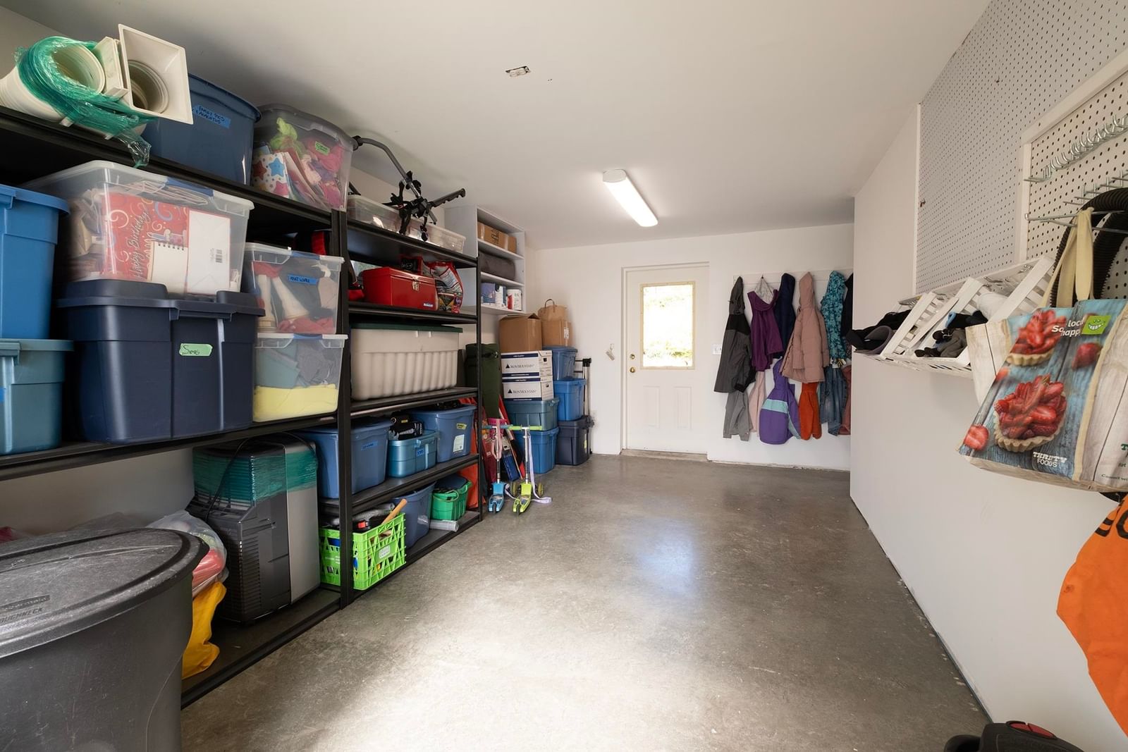 Listing Image 32
