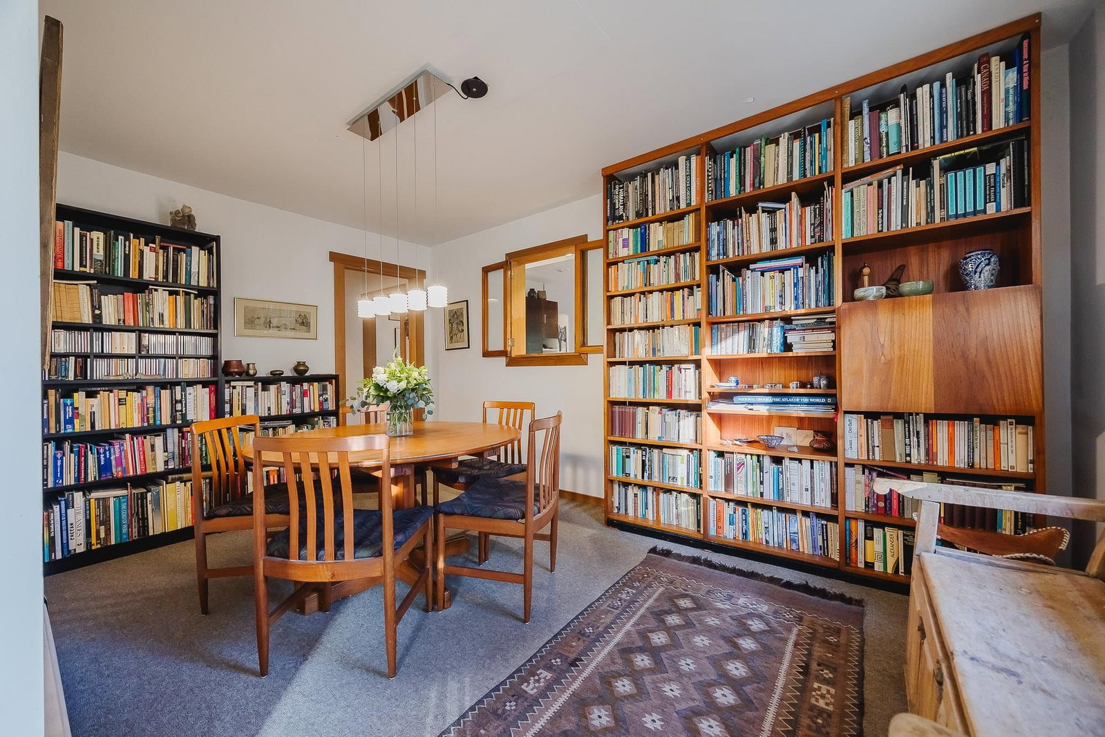 Listing Image 12
