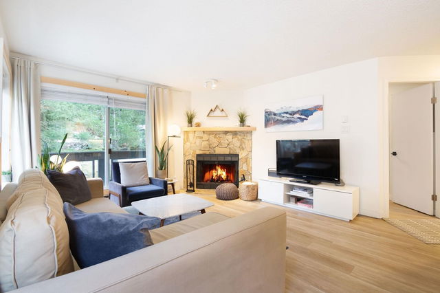22 - 2217 Marmot Place