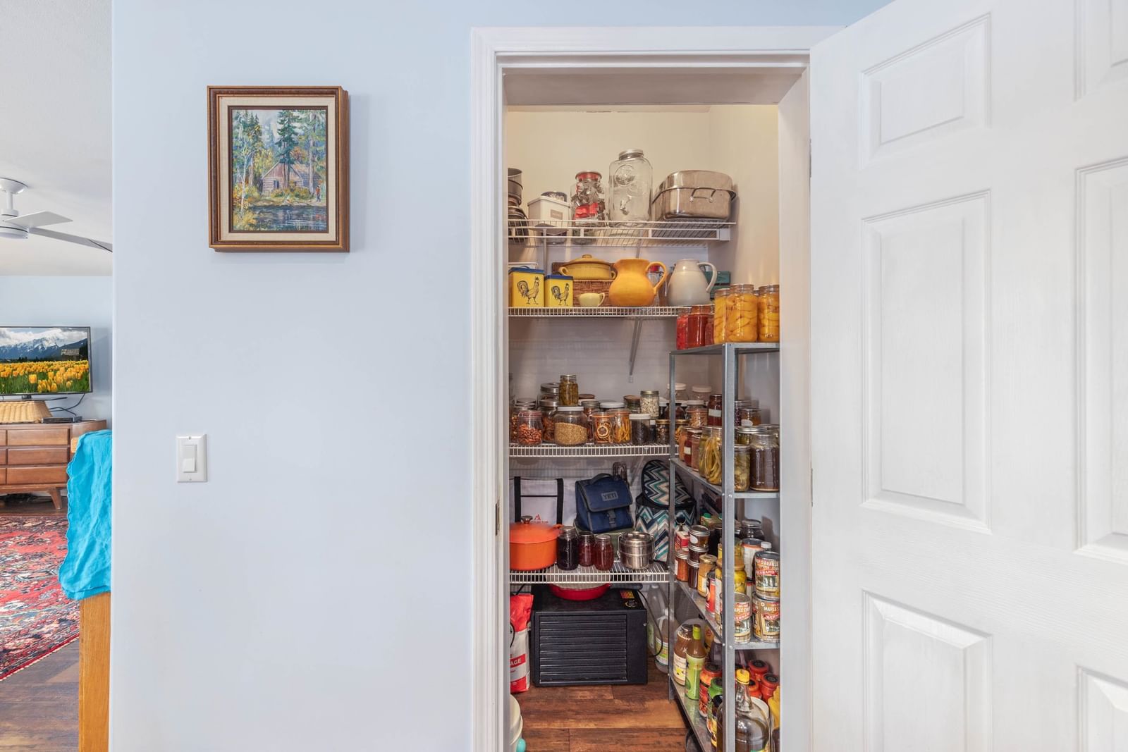 Listing Image 11