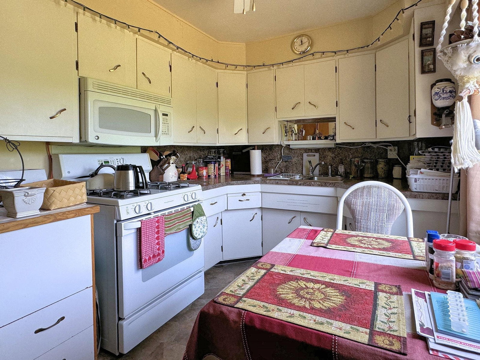 Listing Image 8