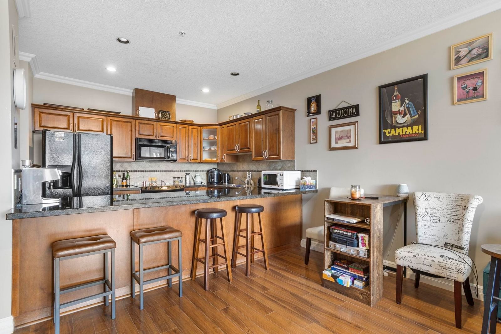 Listing Image 18