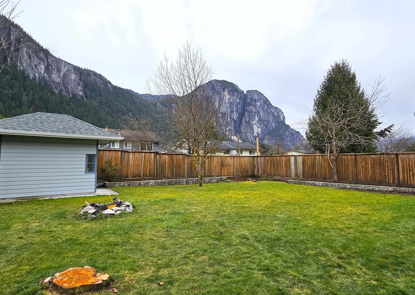 Listing Image 13