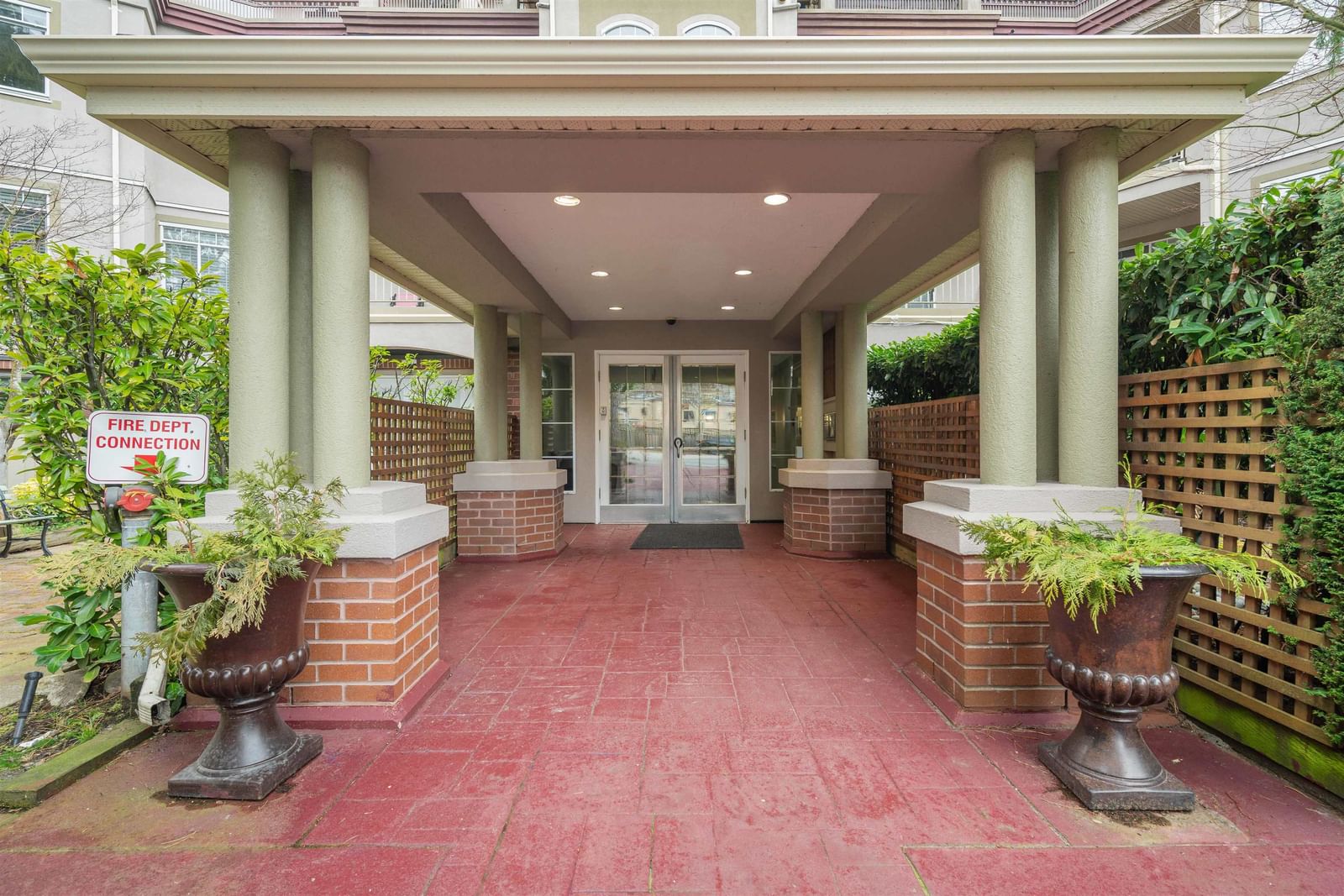 Listing Image 23