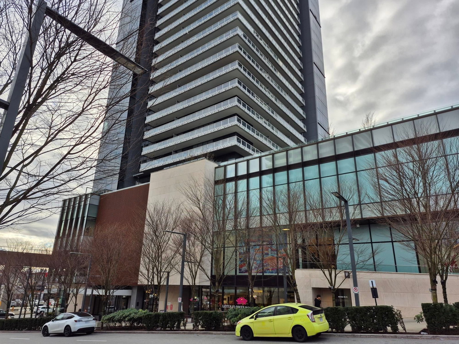 Listing Image 1