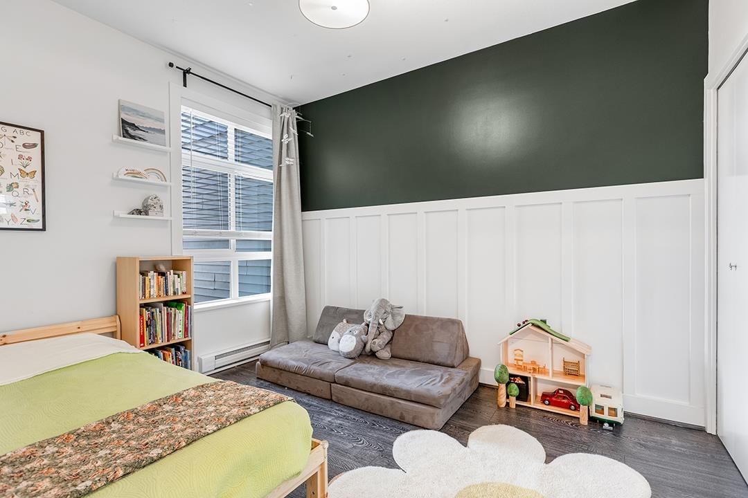 Listing Image 15