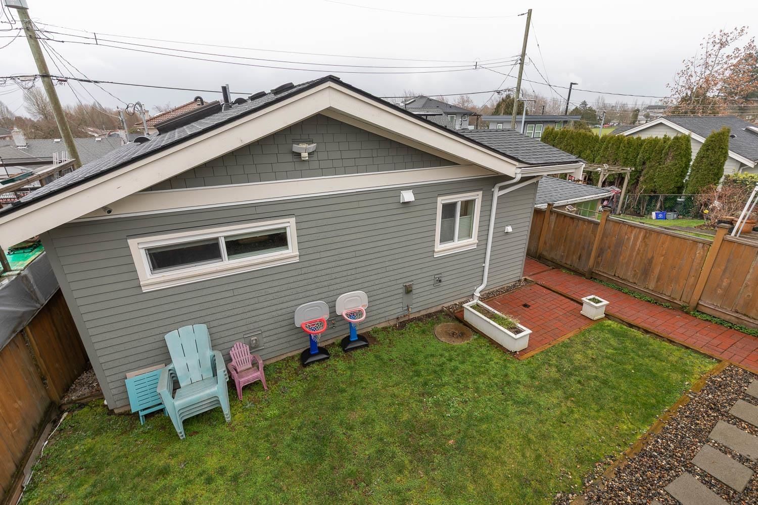 Listing Image 18