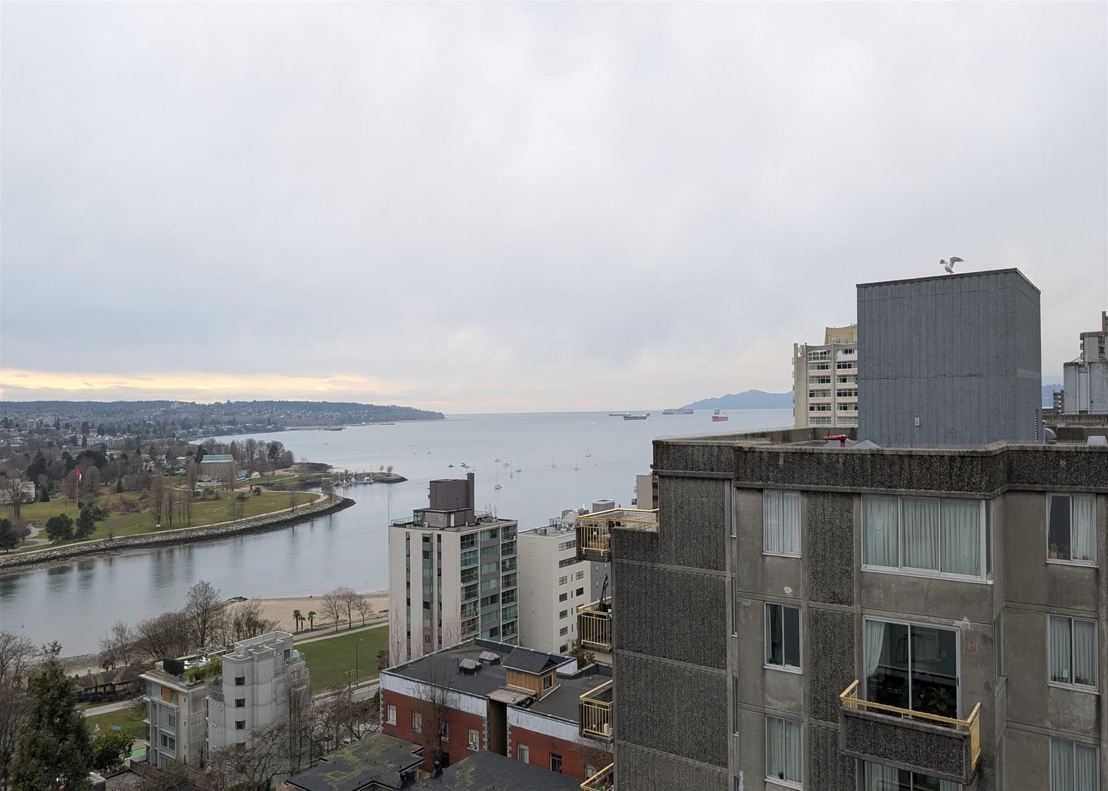 Listing Image 21