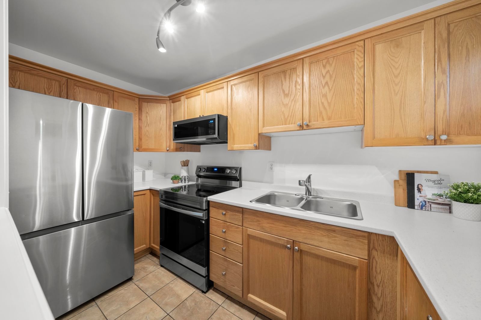 Listing Image 13