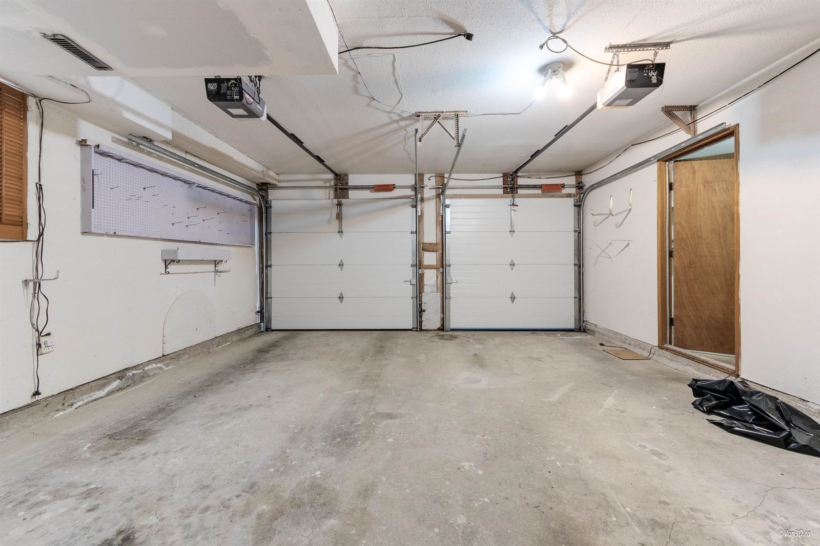 Listing Image 26