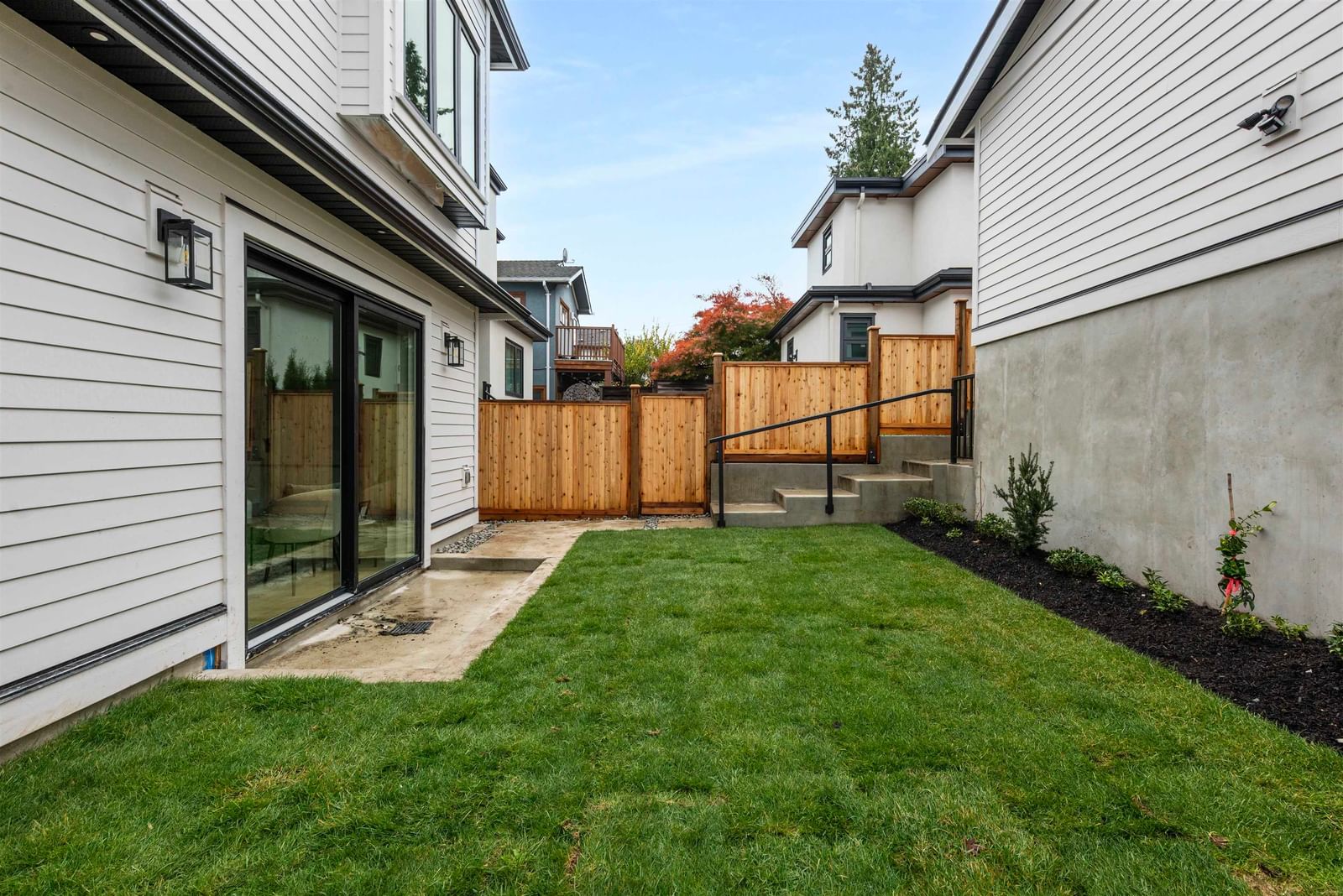 Listing Image 23