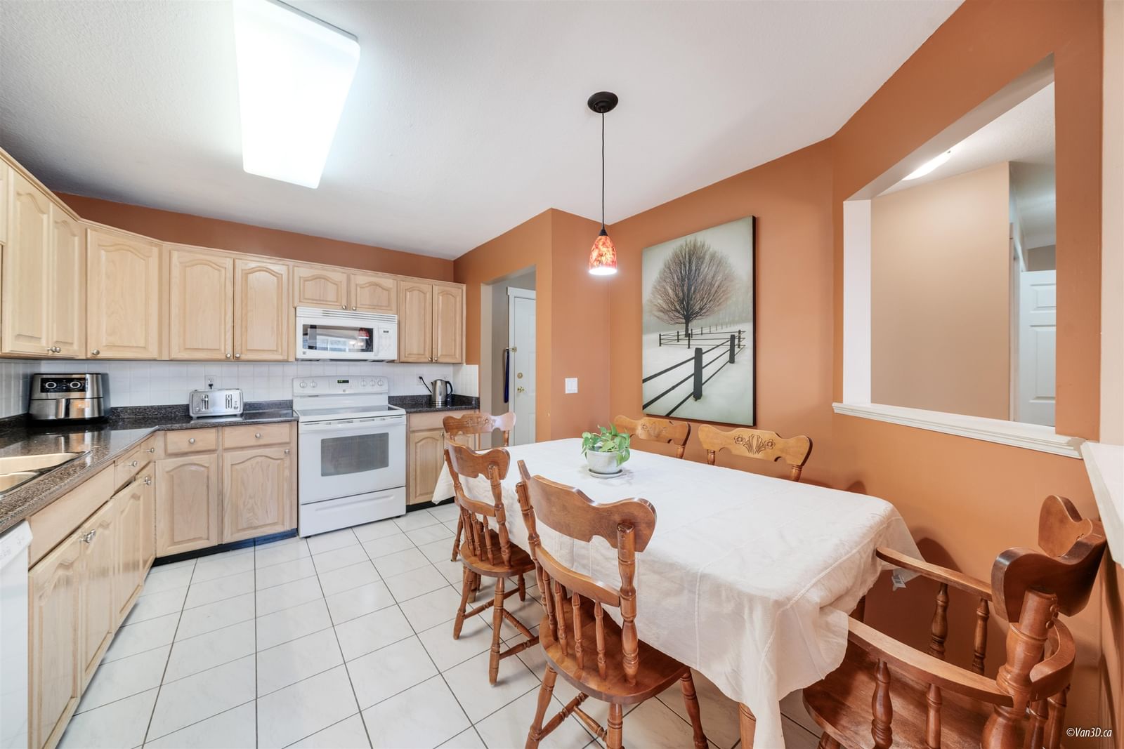 Listing Image 14