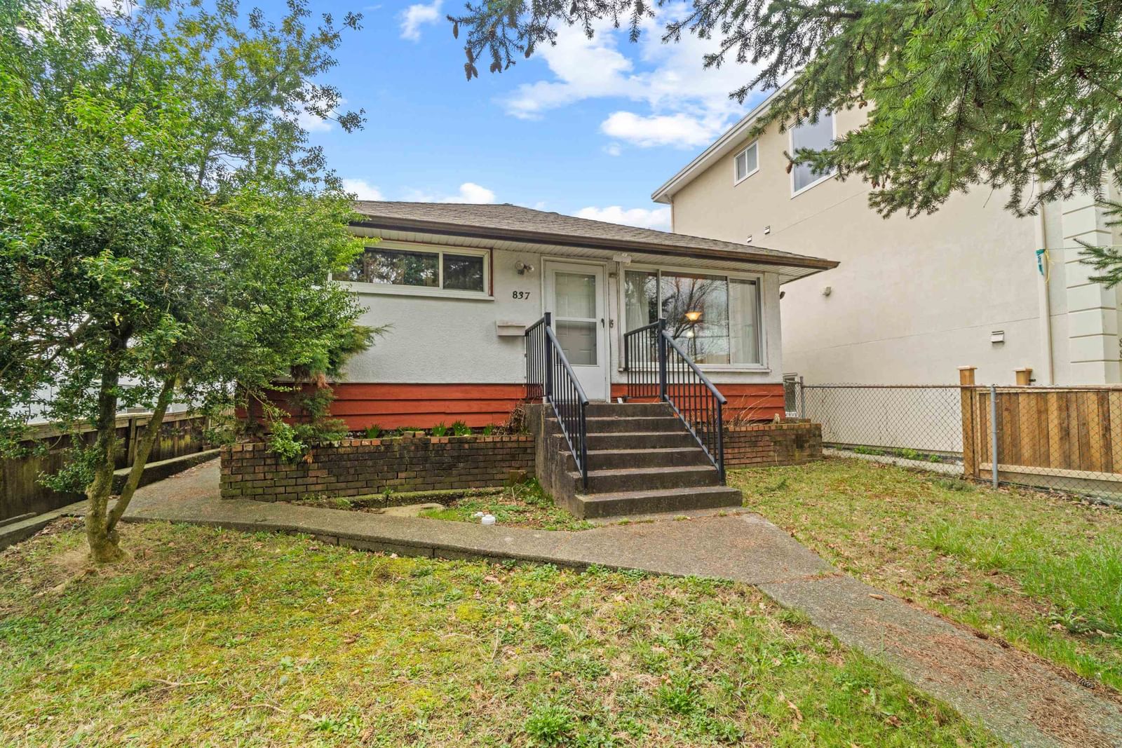 Listing Image 12